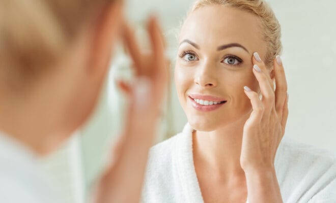 O que é e como tratar de pele oleosa? 10 O que é e como tratar de pele oleosa?